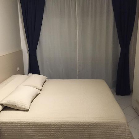 Appartamento 403 Messina Ruang foto