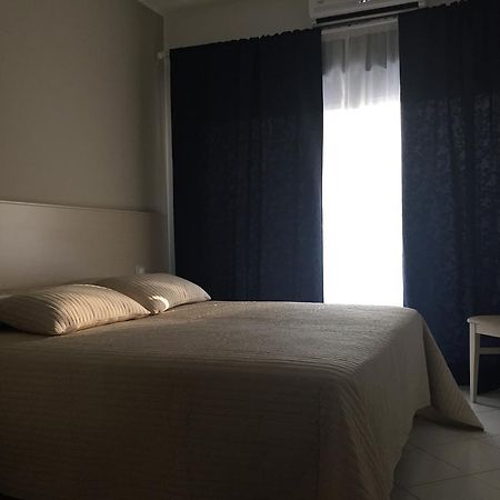 Appartamento 403 Messina Ruang foto